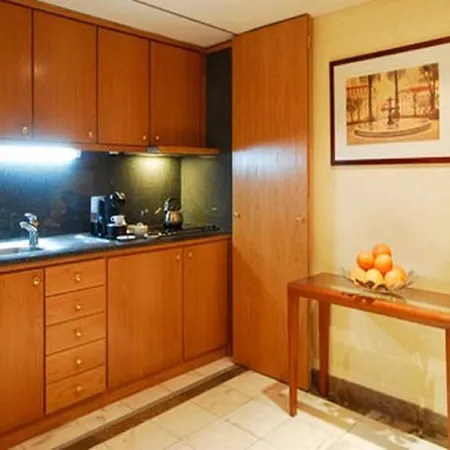 In The Heart Of Lisbon-altis Apartment Lissabon